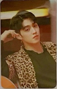 特二 yzy 簽售卡 