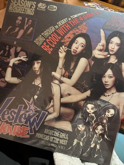 2025aespa年曆 已拆