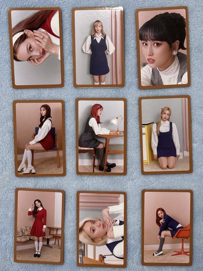 Eyes wide open 藍版預售卡