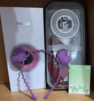 SHA小宇宙｜TWICE手燈