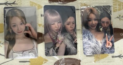 Uniqlo 聯名小卡一套（圖三多帶優先）