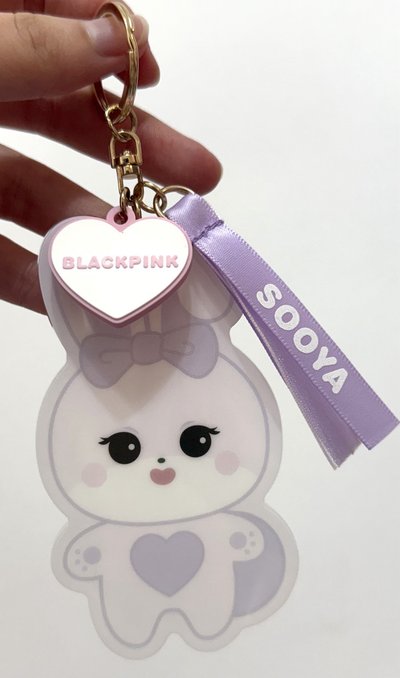 JISOO壓克力吊飾
