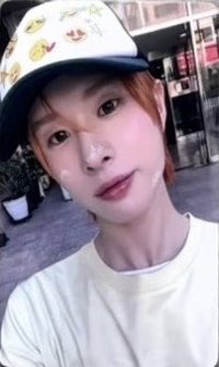 Play Hard yzy 2.0 簽售卡 