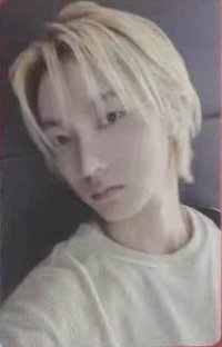 The Action yzy 5.0 簽售卡 