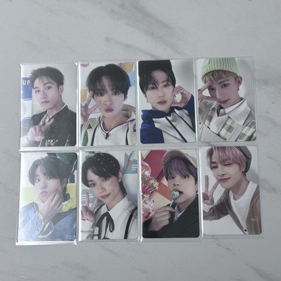 2023 年曆 年曆卡 紅 ver. &2023 年曆 年曆卡 黃 ver.