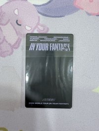 圍巾附贈の小卡