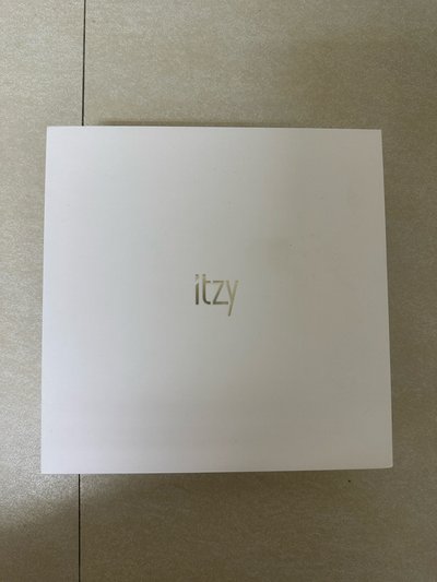 ITZY一代手燈（用過一次）