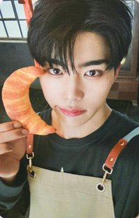 正規一 wm 2.0 簽售卡 牛角麵包 ver.