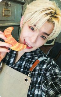 正規一 wm 2.0 簽售卡 牛角麵包 ver.