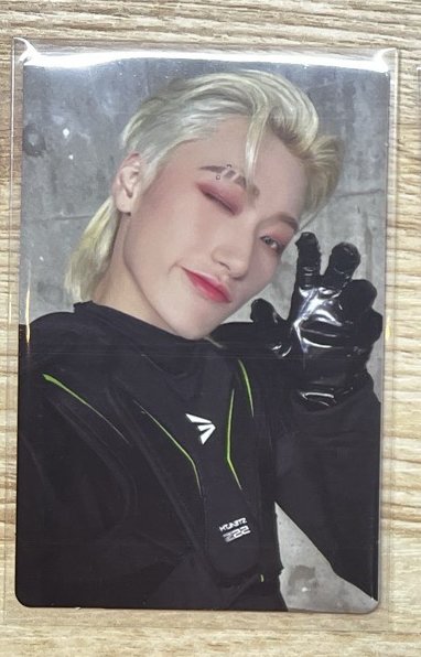 Movement 專輯卡 DIGIPAK ver.-傘（贈FEVER 傘專卡4張）