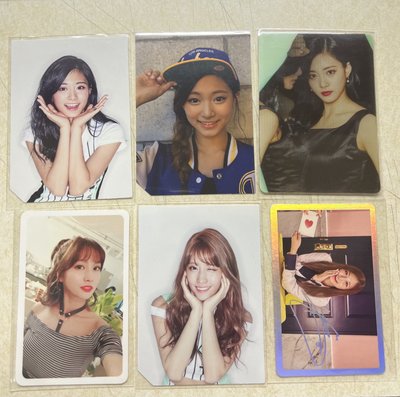 TWICE 子瑜 Momo 小卡