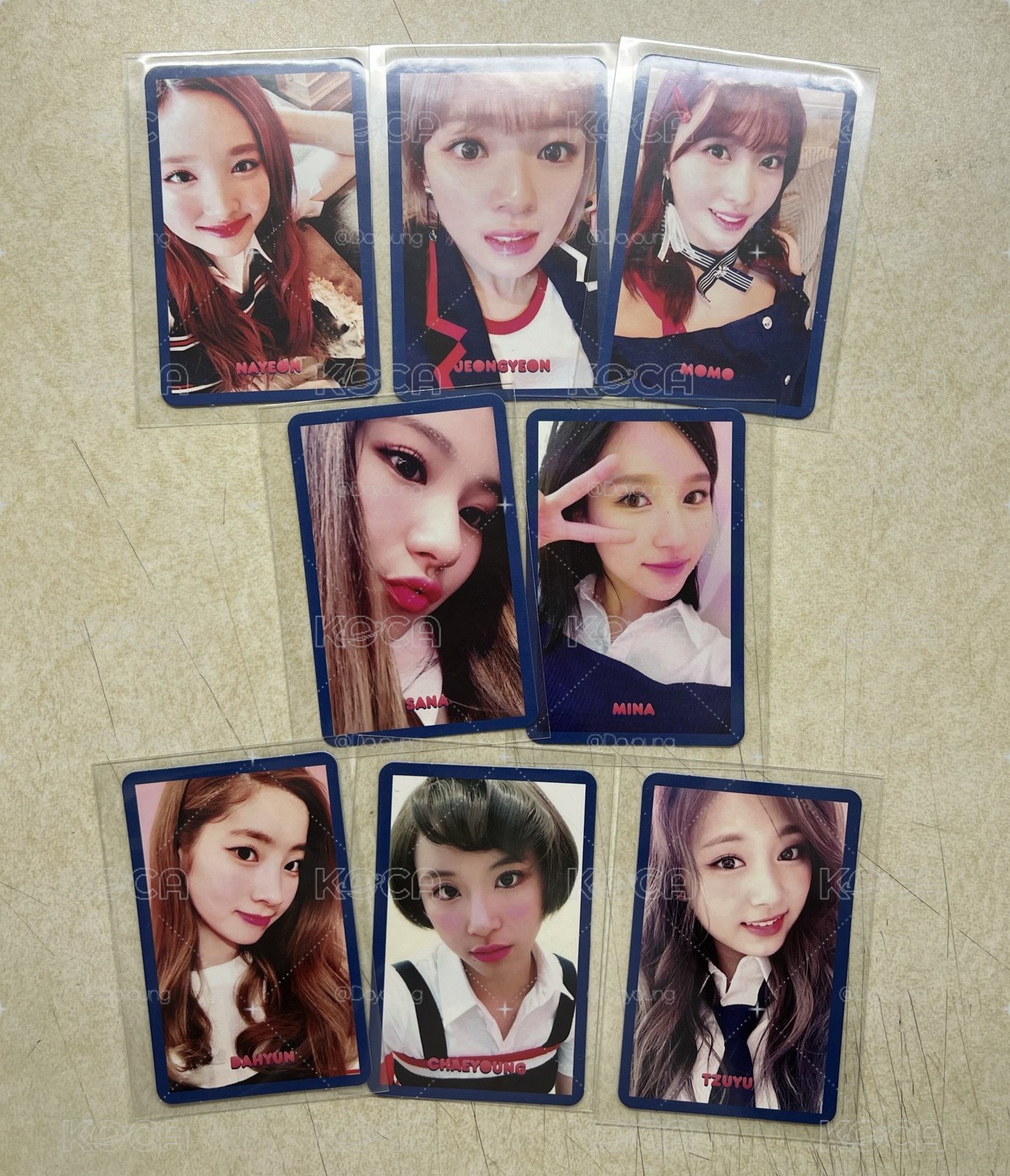 TWICE 小卡