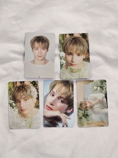 日巡卡包卡 買就送紙花