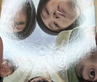 團卡（微廠損 沒對光看不出來）