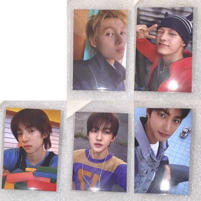 Cortis年曆卡一套