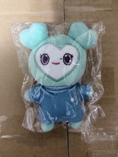 【現貨全新未拆有證】TWICE Mina mively 日本三周年紀念周邊 Lovely吊飾