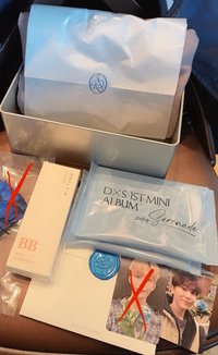 勝寛逆應援組（不含永生花跟碩珉打歌卡跟碩珉明信片）