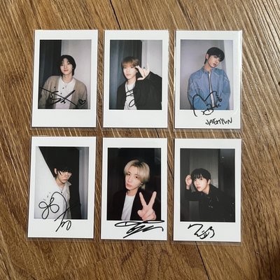 19.99 yzy 上海線下復刻拍立得（套出）