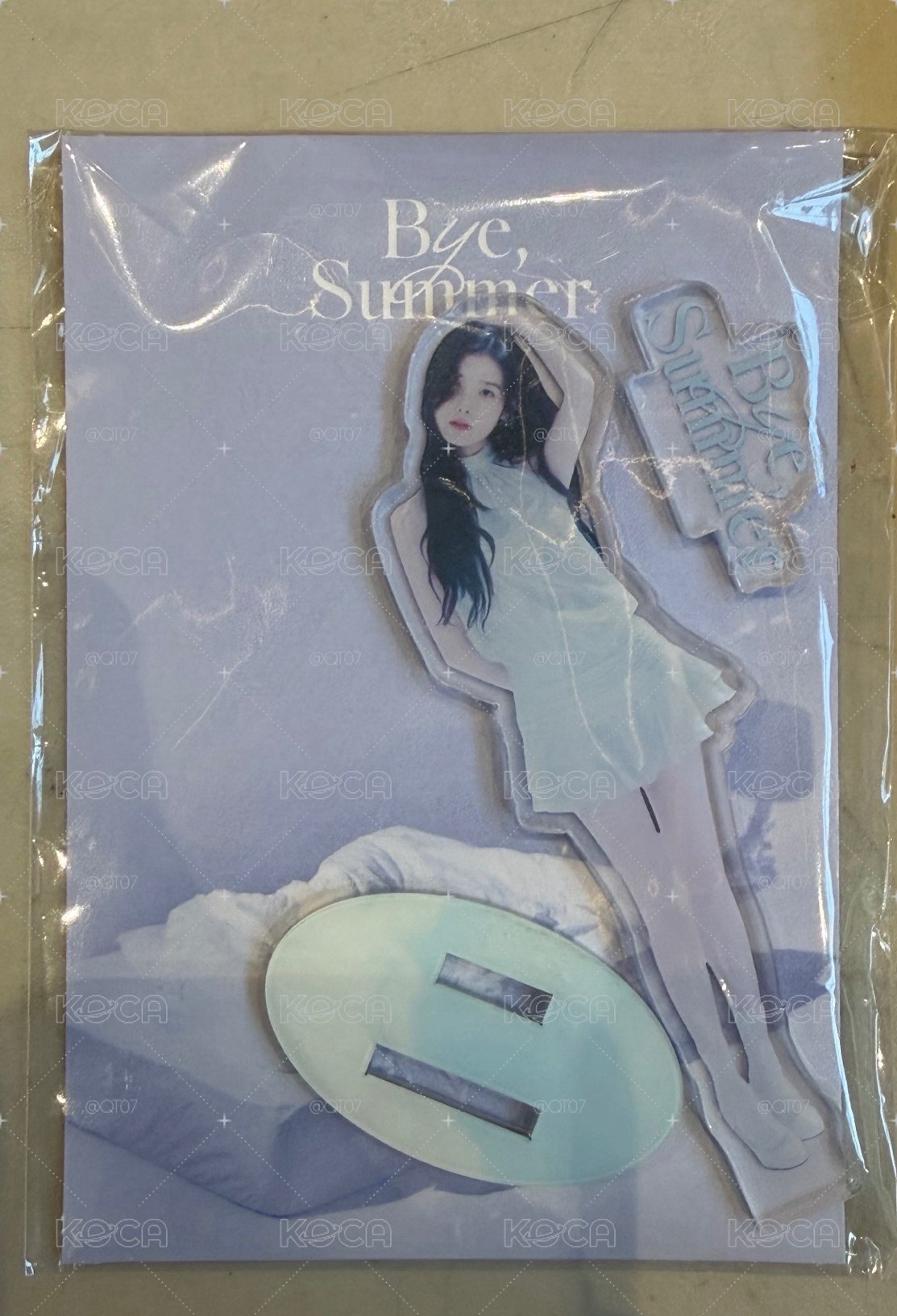 IU💙立牌