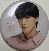 ATEEZ CAFE 徽章 