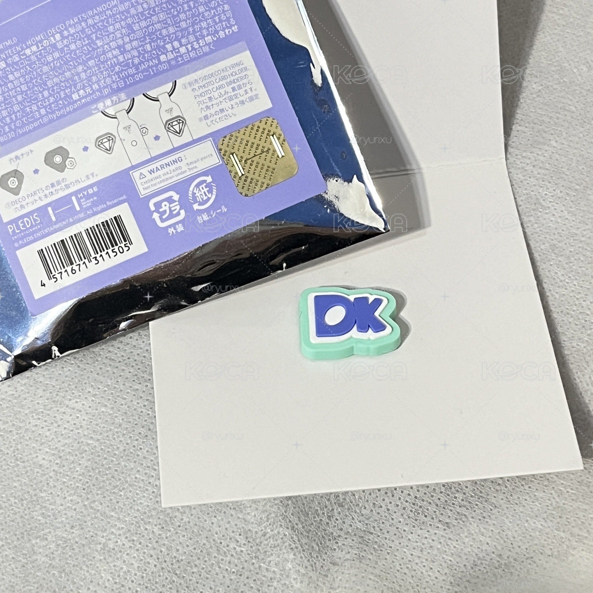 碩 24‘HOME 別針襟章 