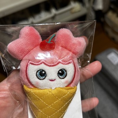 TWICE Momo lovelys 冰淇淋娃
