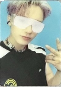 THRILL-ING 專輯卡 