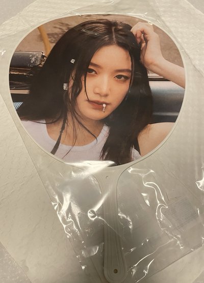 i-dle 迷七快閃店扇子 薇娟雨琦舒華