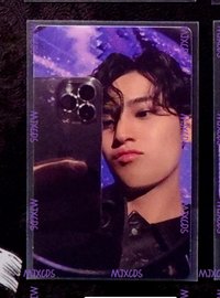 mini11 對鏡自拍 幸運卡