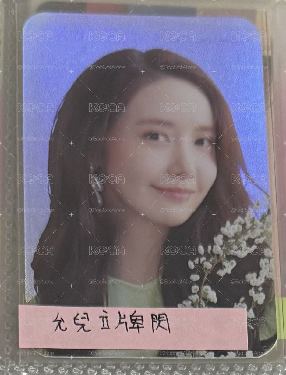 Yoona立牌閃卡