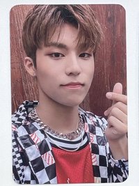 THE FIRST STEP:CHAPTER ONE 專輯卡 