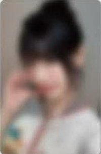 NOT CUTE ANYMORE yzy 線上7.0 簽售卡 