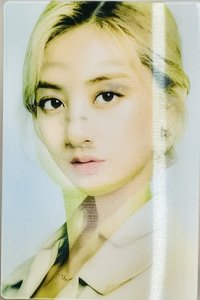 World in a Day 周邊卡 