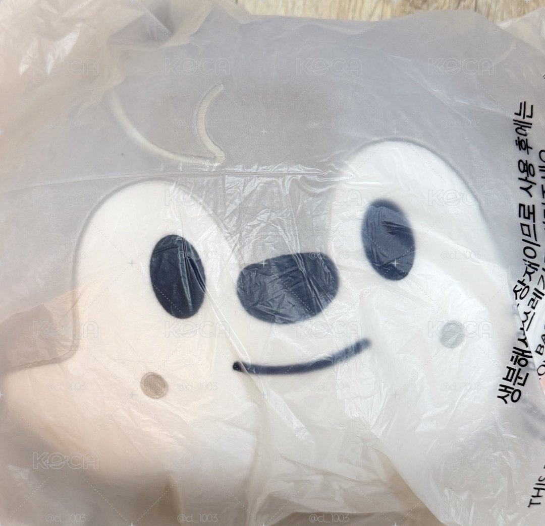 燦豆豆眼抱枕
