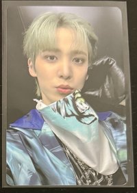 臉頰愛心又嘟嘴