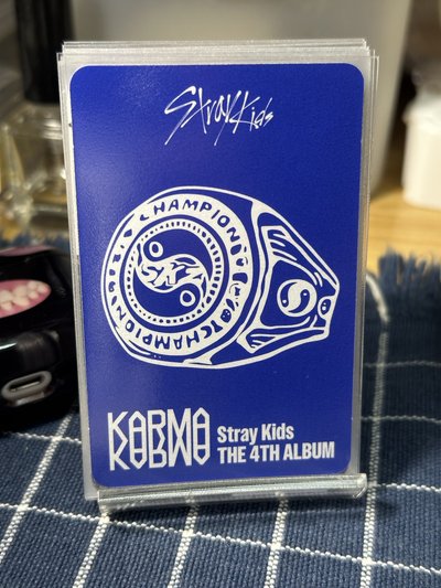 韓 KARMA 單封專卡