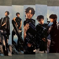 一套（如有其中一個成員缺品請勿下）