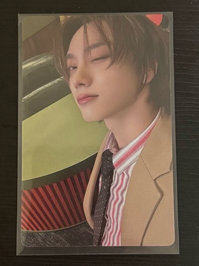 2025season’s greetings 年曆sungho小卡