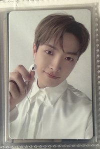 IN YOUR FANTASY隨機卡 和中中一起聽音樂