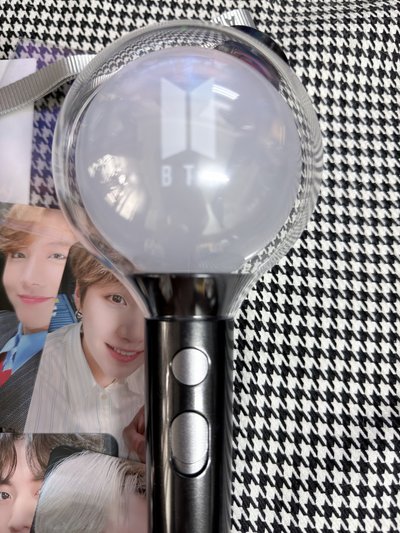 （現貨 可以下單 請看賣場詳情）BTS 四代 手燈 含卡 阿米棒 演唱會