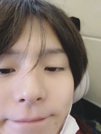淇