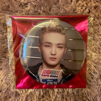 KCON JAPAN 2024 Cafe 咖啡廳徽章 xikers 絕版