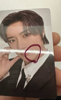 VR西裝圭（有三個小點點損，請確認接受再下單）