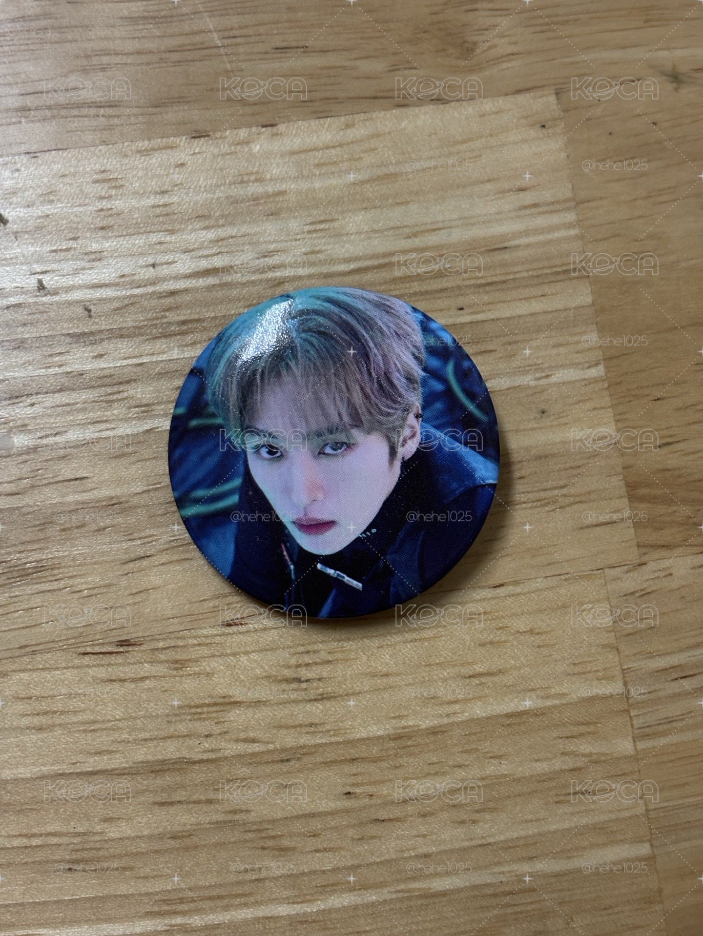 SKZ LEE KNOW 徽章