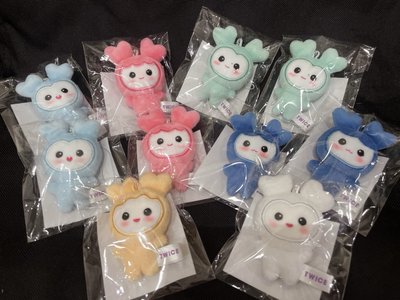 TWICE 十週年 豆豆眼娃 LOVELY PLUSH MICRO Ver.