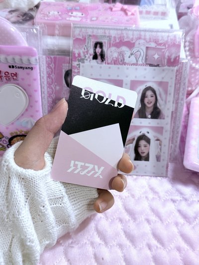 ITZY 禮娜 雙人卡