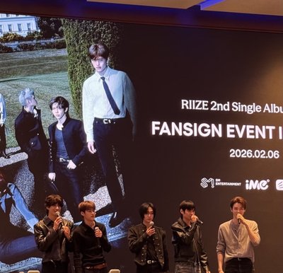 未翻面 澳門簽售