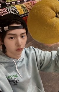 迷一 yeti 幸運卡 