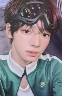 Play Hard yzy 7.0 簽售卡 