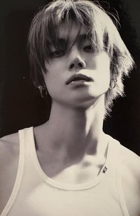 NO LABELS B版 專輯卡 